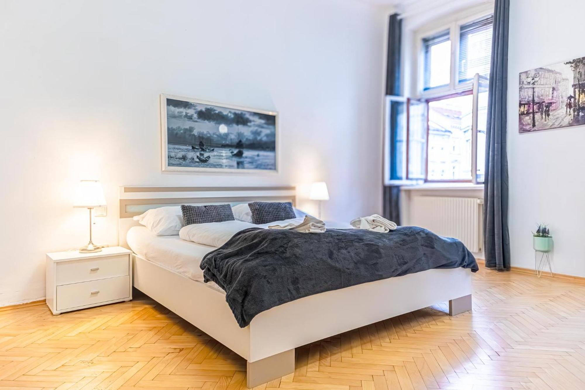 Appartement Deluxe 3br Apt. Wiener Stadthalle - Suitable For Longstays